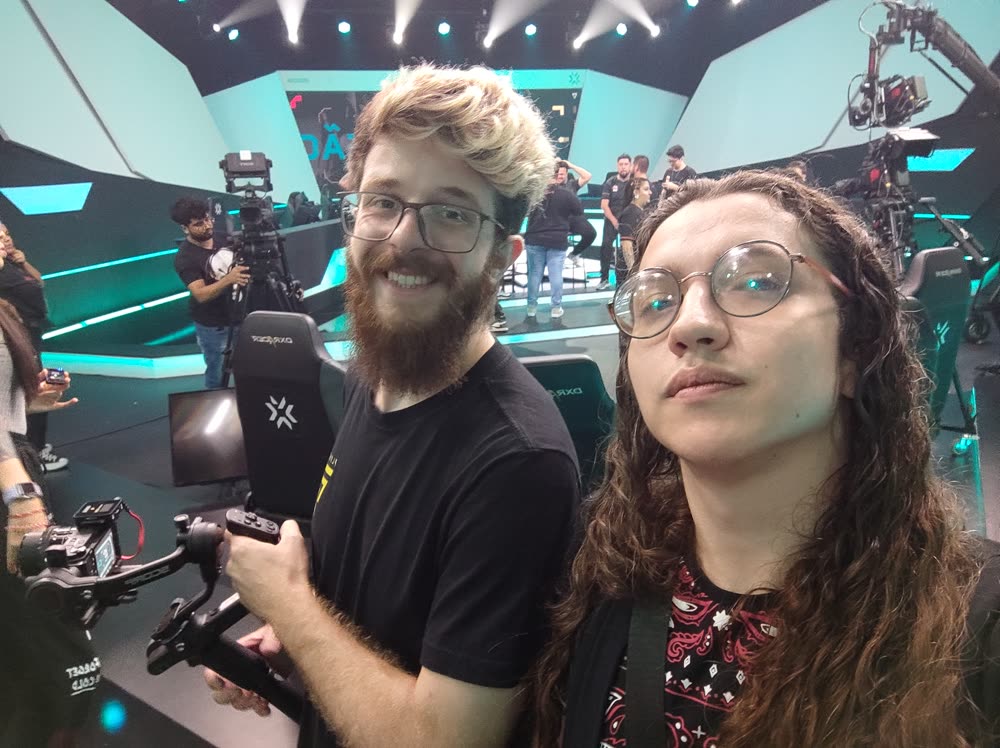 Eu e a equipe de produção de conteúdo.