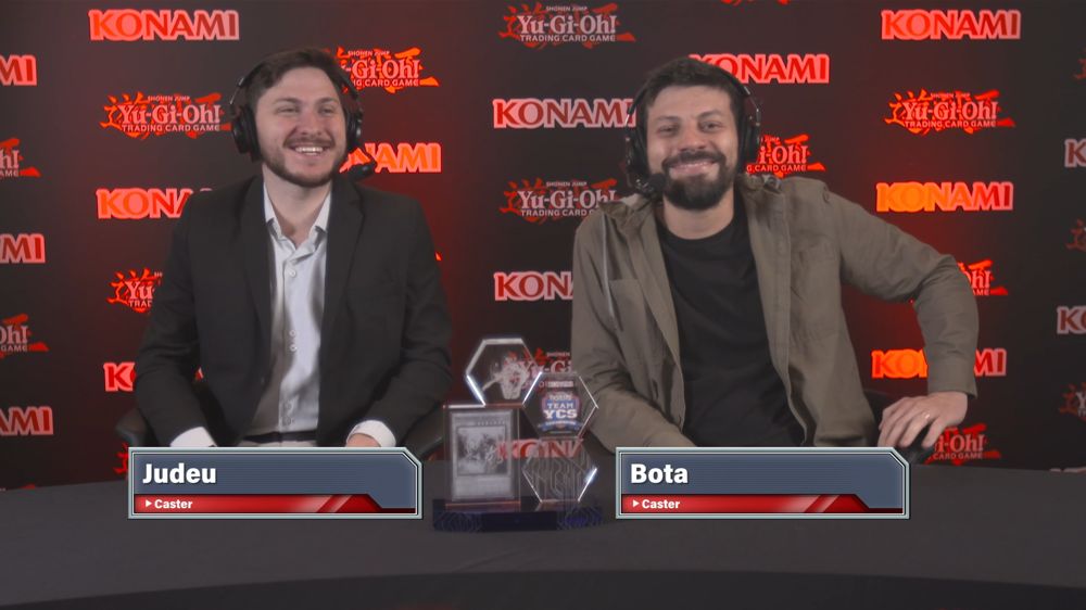 A transmissão do Yu-Gi-Oh! Championship Series, com Judeu e Bota.